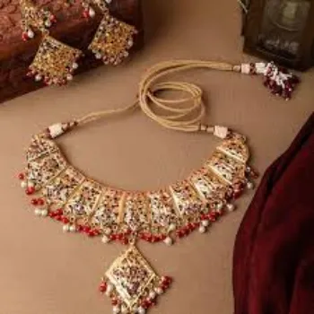 traditional-necklace6[1]-6904975-56235.webp
